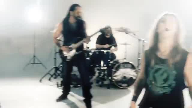 Almah - Living and Drifting