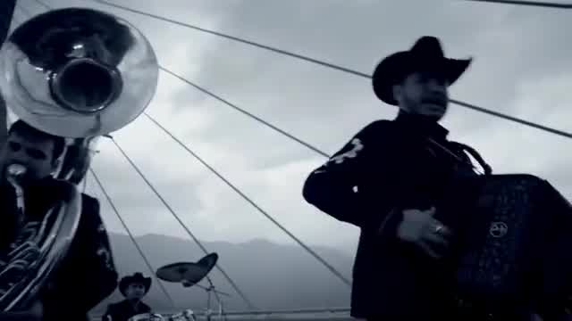 Calibre 50 - El inmigrante