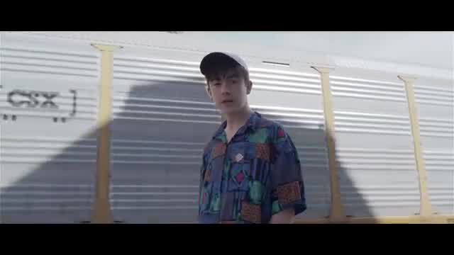 Declan McKenna - Isombard