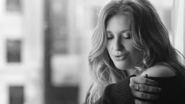 Ella Henderson - Yours