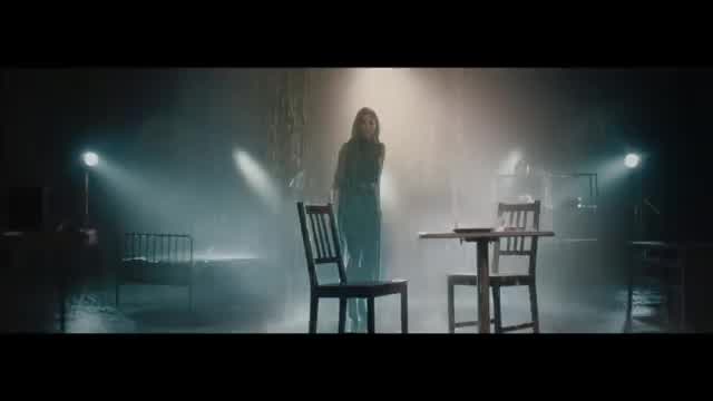 Laura Närhi - Supersankari