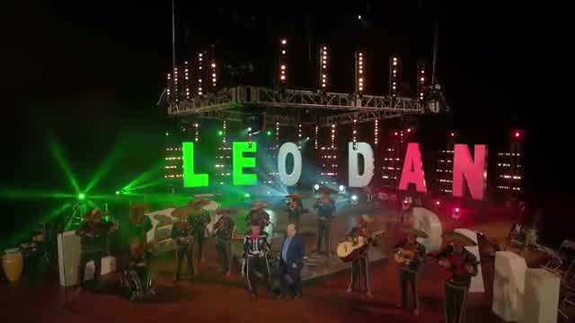 Leo Dan - Toquen mariachis canten