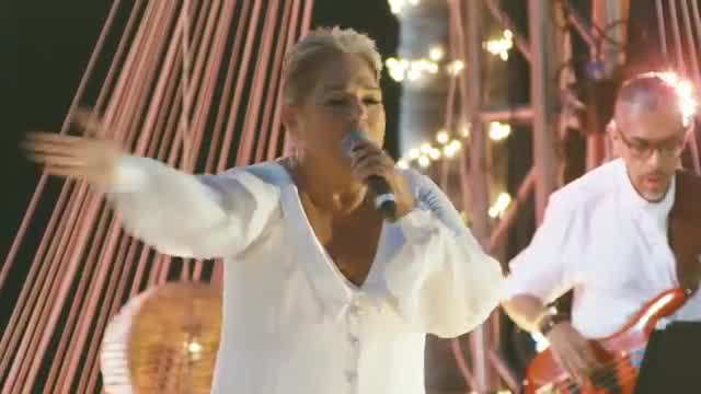 Lupita D’Alessio - Tú ni te imaginas