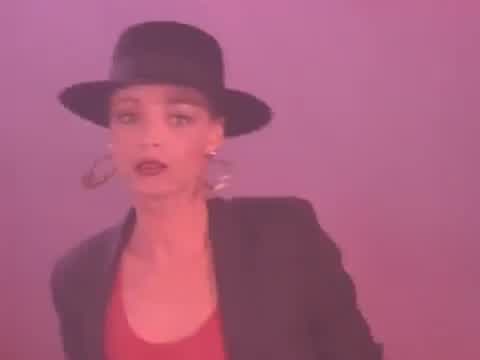 Mel & Kim - Showing Out