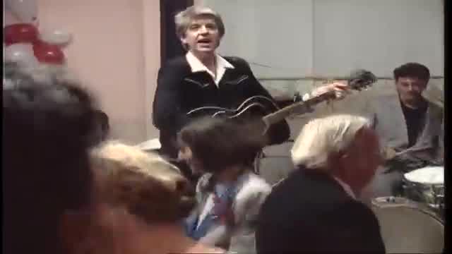 Nick Lowe - I Knew the Bride (When She Used to Rock and Roll)