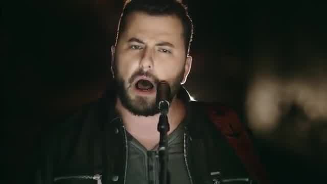 Tyler Farr - A Guy Walks Into a Bar