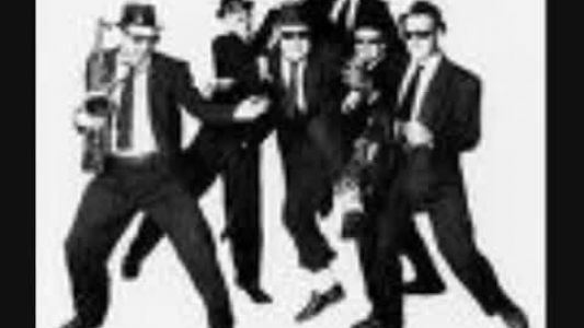 Blues Brothers - Everybody Needs Somebody