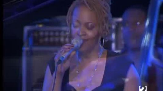 Cassandra Wilson - Sweet Lorraine