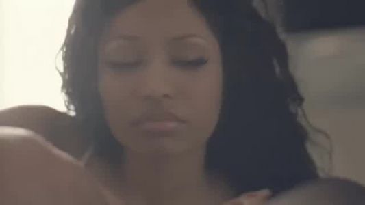 Nicki Minaj - Right Thru Me